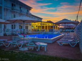 Family Hotel Happy INN，位于扎托卡的酒店