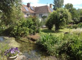 The Mill House，位于Berwick Saint James的住宿加早餐旅馆