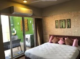 WEEKEND ADDRESS PRIVATE SUITE Room