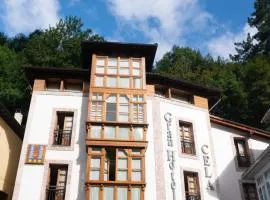 如拉切拉格兰酒店