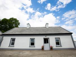 Mary's Cosy Cottage on the Wild Atlantic Way，位于戈尔韦的酒店