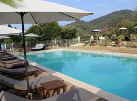 多缅尼德洛瑞酒店，位于塞雷拉的酒店