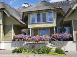 奥特木艺萨宾馆，位于Tuuru的酒店