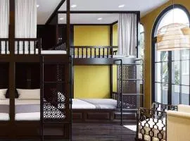 Tabalo Hostel Hanoi，位于河内的胶囊旅馆