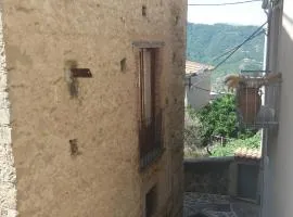 Monolocale in via San Sebastiano Ficarra