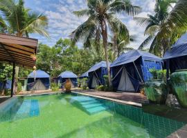 Moonshine Resort Chumphon，位于春蓬的家庭/亲子酒店