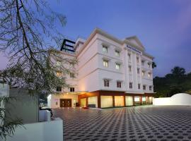 Hotel Sidhartha Chalakudy，位于Kizhake Chālakudi的酒店