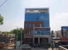 Hotel Abis Grand，位于哥印拜陀的酒店