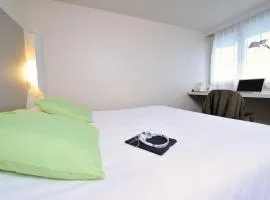 钟楼雷姆东塔西酒店