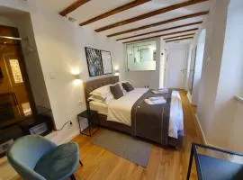 THE SUITES at central Split