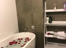 Modern APT in Liverpool CBD
