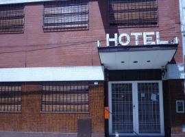 Hotel Viedma，位于布宜诺斯艾利斯的酒店