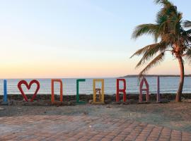 D'CORAL BEACH RESORT，位于Currimao的酒店