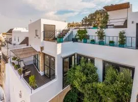 Hotel Boutique V - by Grupo Tribu