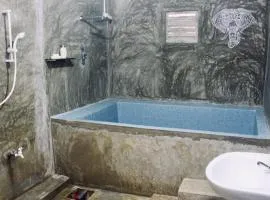 Green Leaves Garden - Pinnawala