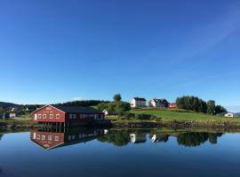 SAGA, badehotell med sauna og badebrygge - Inderøy，位于Straumen的酒店