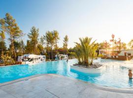 Mobile Homes Camping Santa Marina, Lanterna，位于波雷奇的酒店