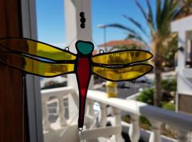 The Magic Dragonfly!，位于圣克鲁斯-德特内里费的住宿加早餐旅馆