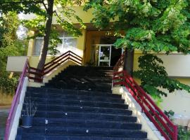 Hotel Podio，位于特拉莫的酒店