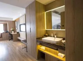 贵阳未来方舟亚朵酒店