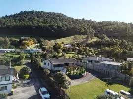 Mountain Top kiwi star holiday home