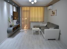 Luxury Apartment near Varna, located in Targovishte，位于特尔戈维什特的酒店