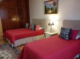 Uitenhage Apartments，位于Uitenhage的酒店