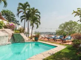 Iguanazu Bed & Breakfast