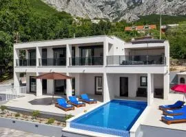 Holiday home E
