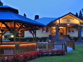 Kilauea Lodge and Restaurant，位于沃尔卡诺Hawai‘i Volcanoes National Park附近的酒店