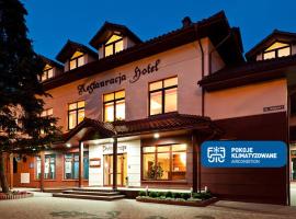 Hotel Podzamcze，位于多布奇采的酒店