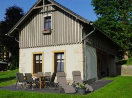 Ferienhaus Lusatia am Töpfer，位于奥伊宾的酒店