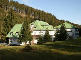 Waldhotel Schobsetal，位于Gehren的酒店