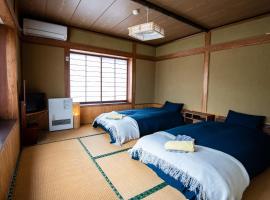 Toemu Nozawa Lodge，位于野沢的日式旅馆