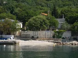 Apartments & Rooms Neno