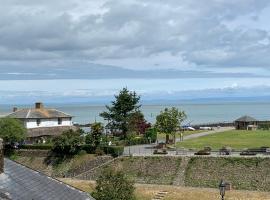 Postmans Rest, second floor apartment, Lynmouth with private parking，位于林茅斯的公寓