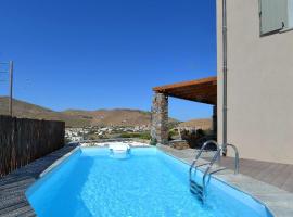 Luxurious 2019blt SeaView Villa wth swimming pool，位于科里夏的带停车场的酒店