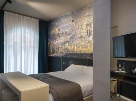 Theatrum Rooms and Suite，位于维罗纳的酒店