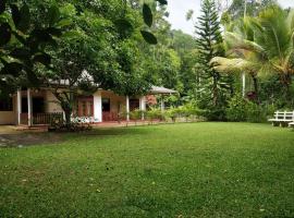Alfred Colonial Bungalow & Spice Garden，位于Kobbekaduwa的别墅