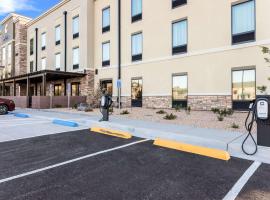 Comfort Inn & Suites Zion Park Area，位于哈里肯的酒店