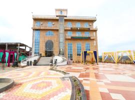 OYO 29790 Raj Hotel，位于Hamīrpur的酒店