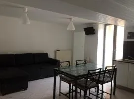 Joli appartement de 60m2 avec Balcon à la campagne
