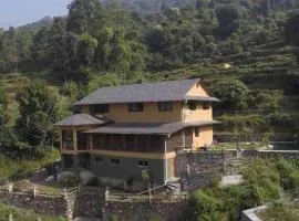 The Lakeview House with Private Pool