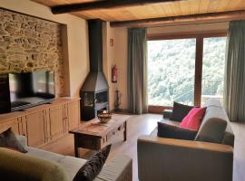 Can Batlló, entorno acojedor y romántico，位于莫略的酒店