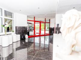 TIF hotel & restaurant，位于Obrnice的酒店