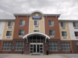 Days Inn & Suites by Wyndham Caldwell，位于Caldwell的酒店