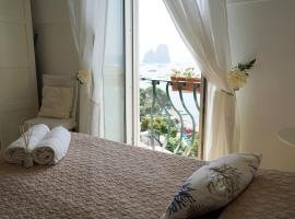 La Finestra sui Faraglioni，位于卡普里的酒店