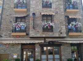 HOTEL RURAL CASA DOLORES，位于Lillo del Bierzo的酒店