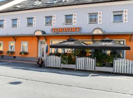 Gasthof Torwirt，位于Lavamünd的酒店