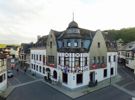 西蒙尼斯酒店，位于科伯恩-贡多夫的酒店
